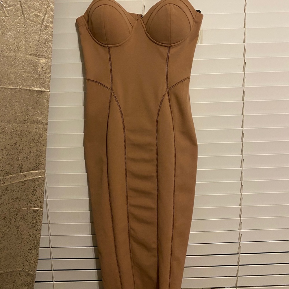 Nude bodycon dress!